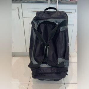 FUL rolling duffel bag